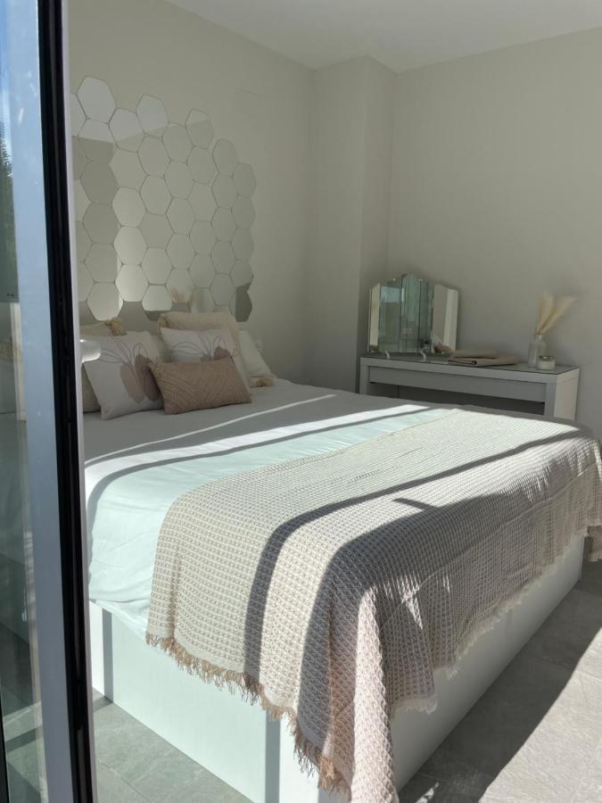 Marbella Centre With Terrace And Pool Appartement Buitenkant foto